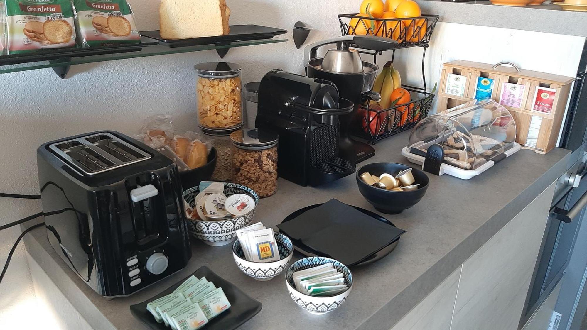 Apartament Casa Rosy - Stanza Privata Con Bagno Esclusivo E Parcheggio Gratuito Porto Torres Zewnętrze zdjęcie